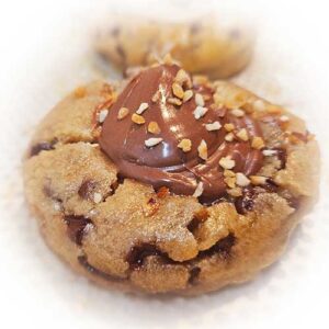 Cookie artisanal style New York fourré au Nutella